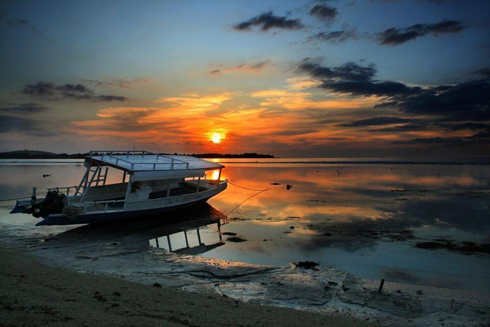 Puri Air Beach Resort & Spa Gili Air Exterior foto